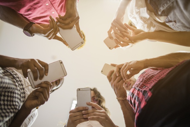jovem tecnologia