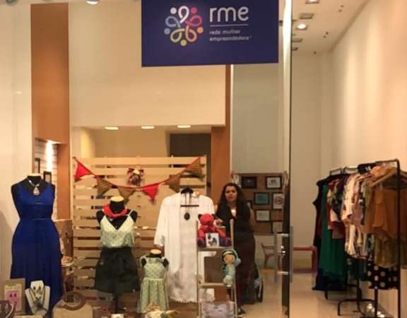 Loja Colaborativa RME funciona por um mês no Shopping Partage, em São Gonçalo