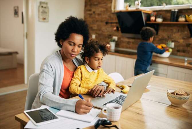 77% das mulheres começaram a empreender depois da maternidade, de acordo com a Pesquisa IRME 2023