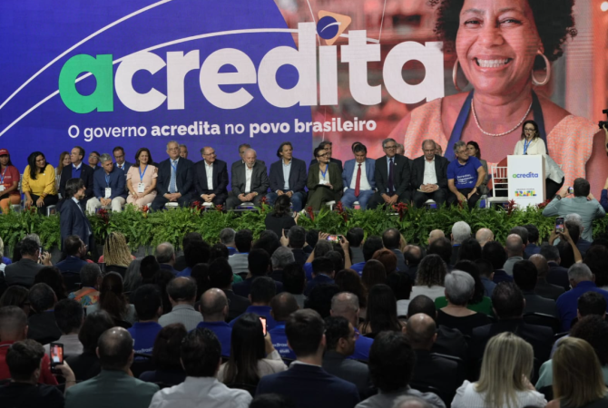 Conheça o Acredita: Novo programa de crédito facilitado do Governo Federal para impulsionar micro, pequenas e médias empresas